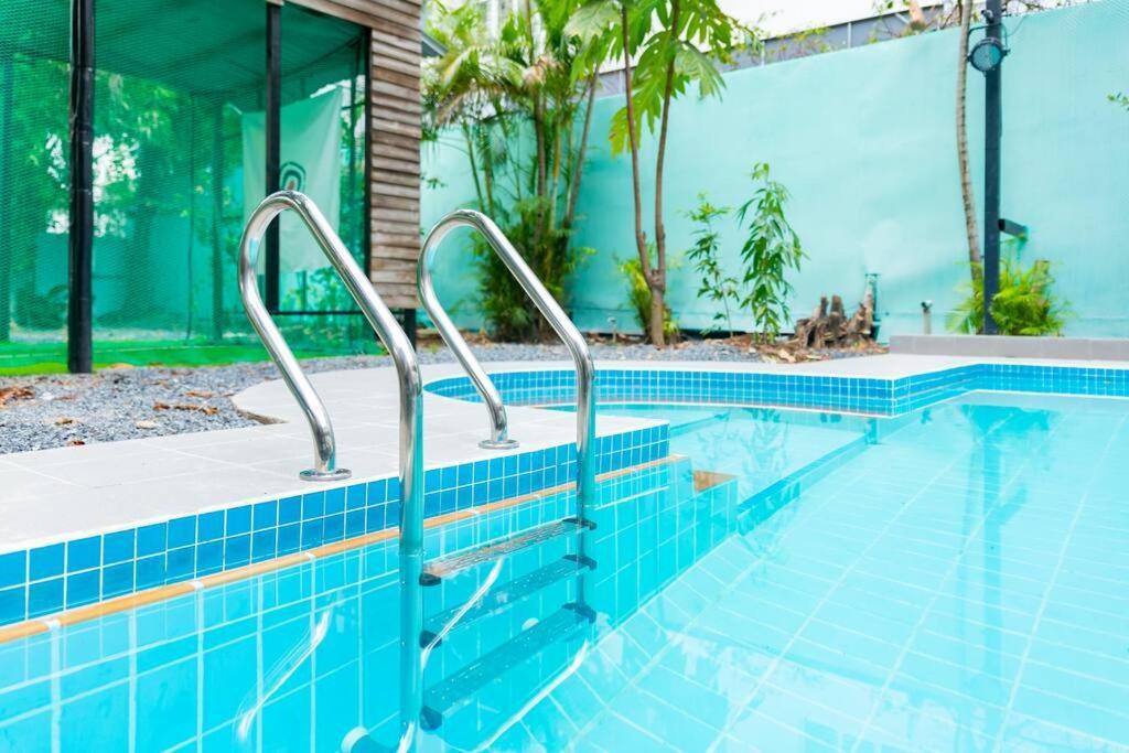 Starfield Golf Pool * Hô Chi Minh-Ville